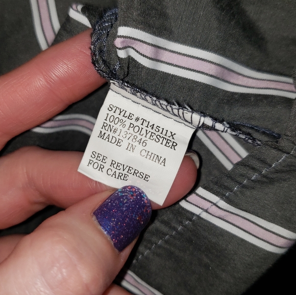 Stem & Vine 3X off shoulder gray pink stripe top - Picture 11 of 15